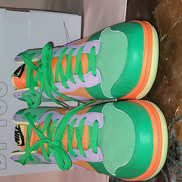 Nike by YOU. Dunk High. Released on Nike.UK. Men's size 13 (USA) size 12 (UK) - Picture 6 of 16